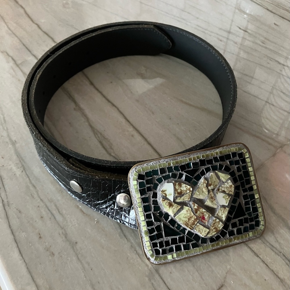 Elegant Black Belt with Mosaic Heart Buckle